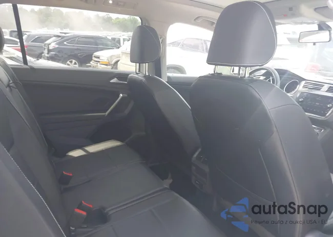 3VV3B7AX0MM104746: 42167260