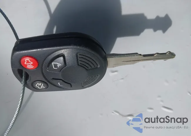 1FMCU0D75BKA08252: 42168760