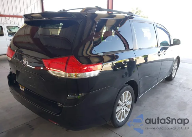 5TDDK3DC5ES092132: 42168110