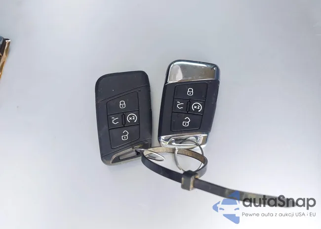 1V2WR2CA9MC608750: 42168170