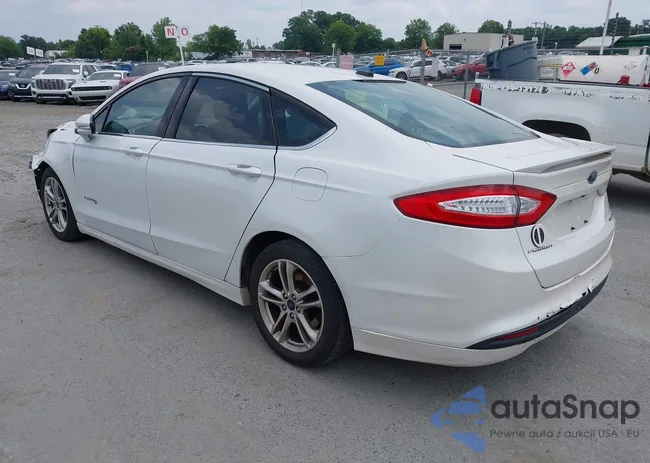 3FA6P0LU2FR305597: 42168292