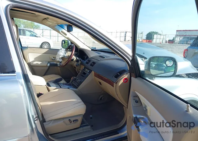 YV4952CZ9D1634158: 42168320