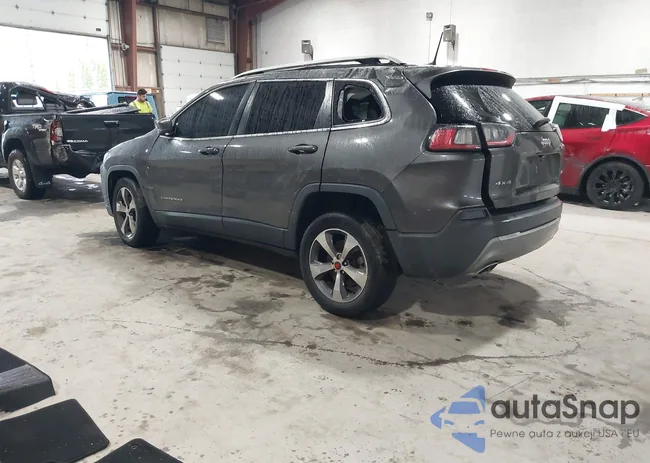 1C4PJMDX0KD447210: 42168429