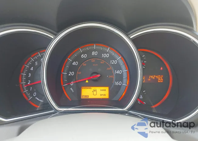 JN8AZ1MW4AW114813: 42169715