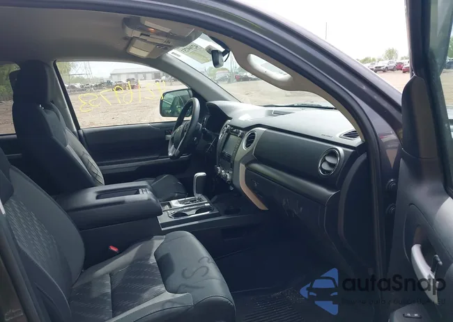 5TFDW5F1XKX799650: 42169753