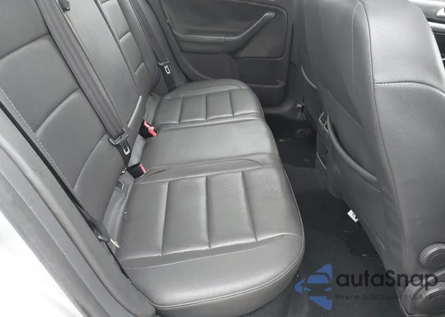 3VWRM71K38M043595: 42169173