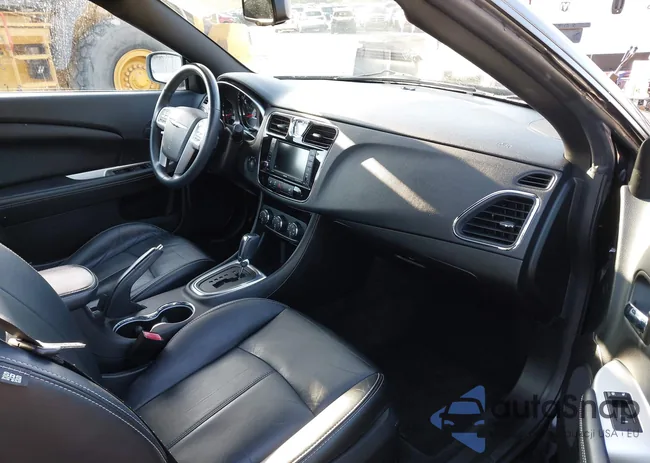 1C3BCBFG5DN676649: 42169187