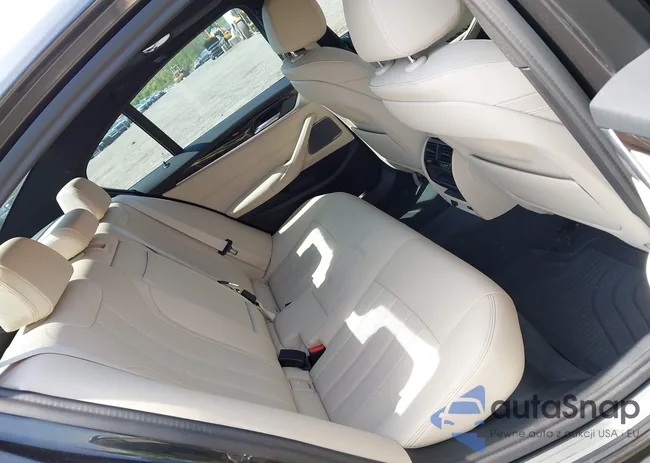 WBA13BJ04MCF43555: 42169253