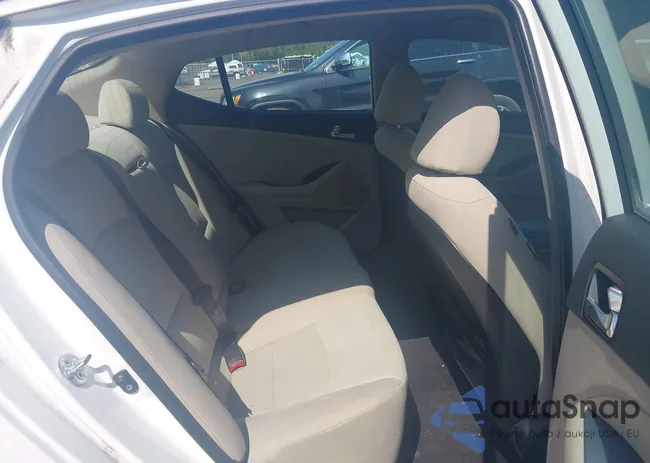 KNAGM4AD8E5076052: 42170715