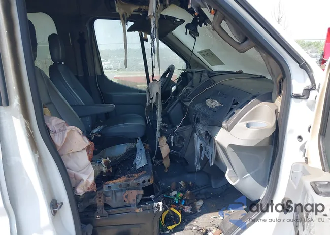 1FBAX2CM1FKA48196: 42170753