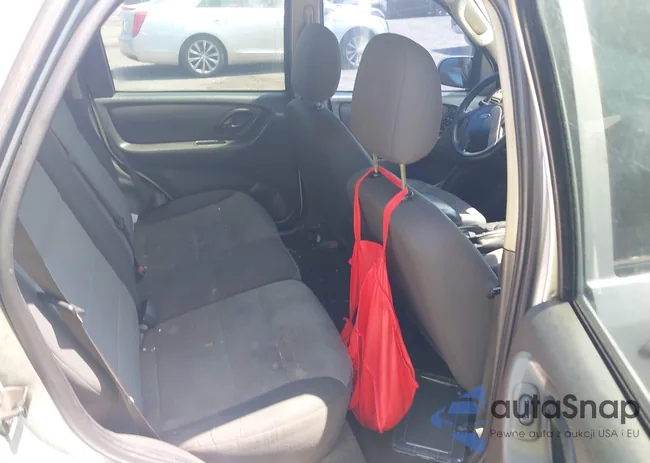 1FMYU02Z36KB78643: 42170858