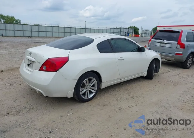 1N4AL2EP8CC203675: 42170859