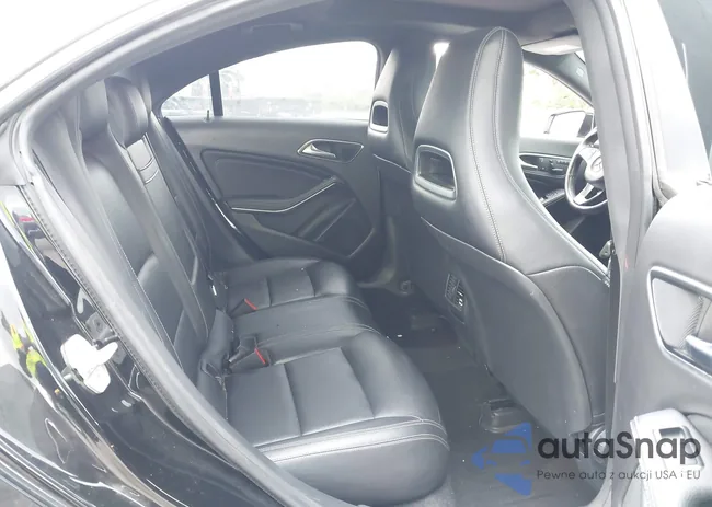 WDDSJ4EB2GN317580: 42170901