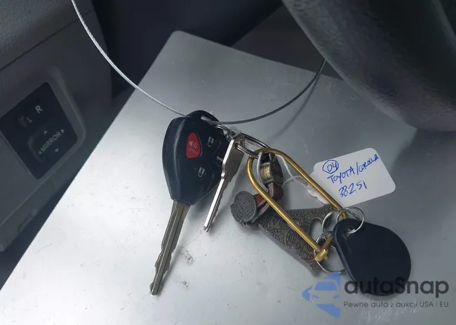 5YFBU4EEXCP009064: 42170260