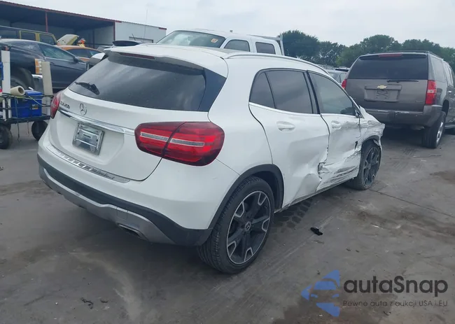 WDCTG4EB0KU000628: 42170428