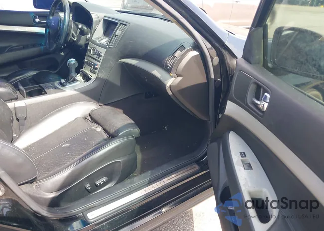 JNKBV61E28M218807: 42170472