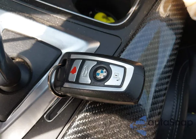 WBS3R9C57FK330156: 42171743