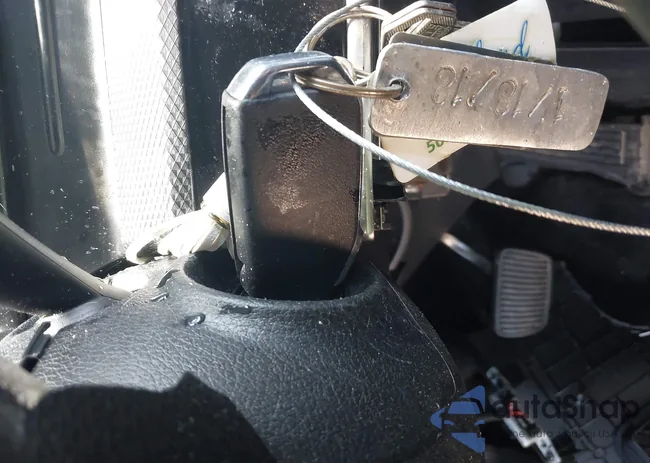 KNDPU3AF7P7066327: 42171933