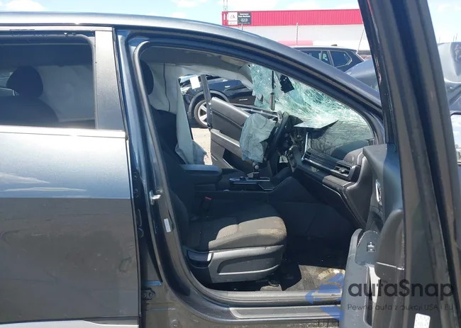 KNDPU3AF7P7066327: 42171933