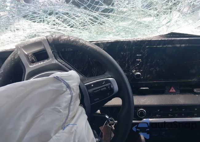 KNDPU3AF7P7066327: 42171933