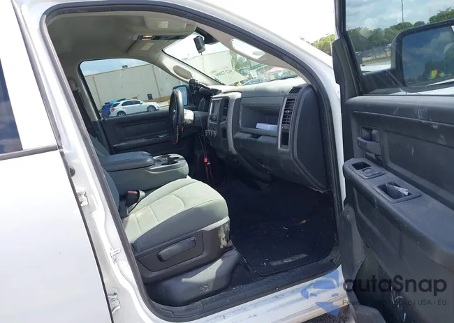 1C6RR6FT5FS614872: 42172000