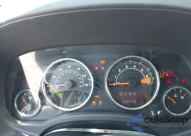 1C4NJDEB3GD713675: 42172030