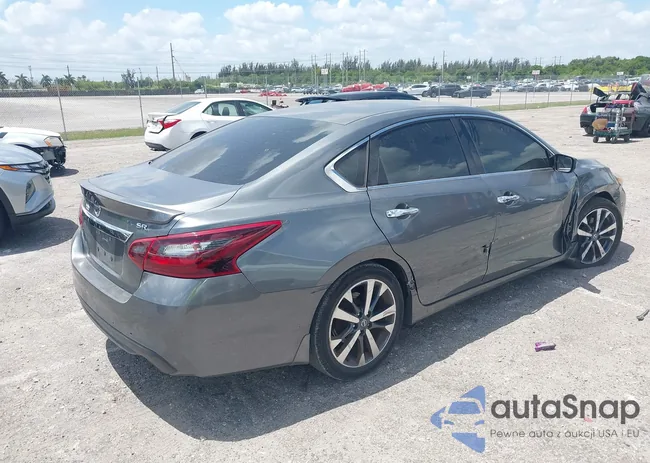 1N4AL3AP6HC206108: 42171089