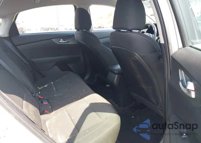 3KPF24AD2ME333097: 42171293