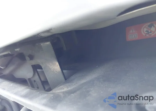 WDDGF4HB4DR289787: 42171301