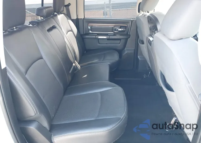 1C6RR6NT4HS561862: 42172563