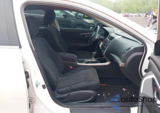 1N4AL3AP0DN415763: 42172564