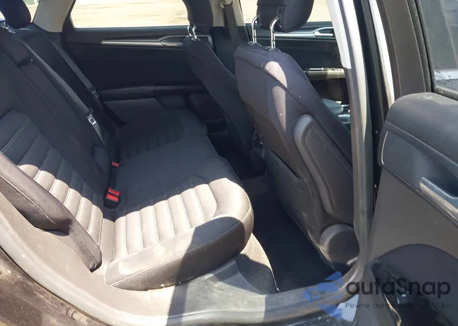 3FA6P0HD3FR125991: 42172751