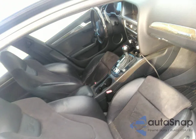 WAUKGAFL5DA085460: 42172760