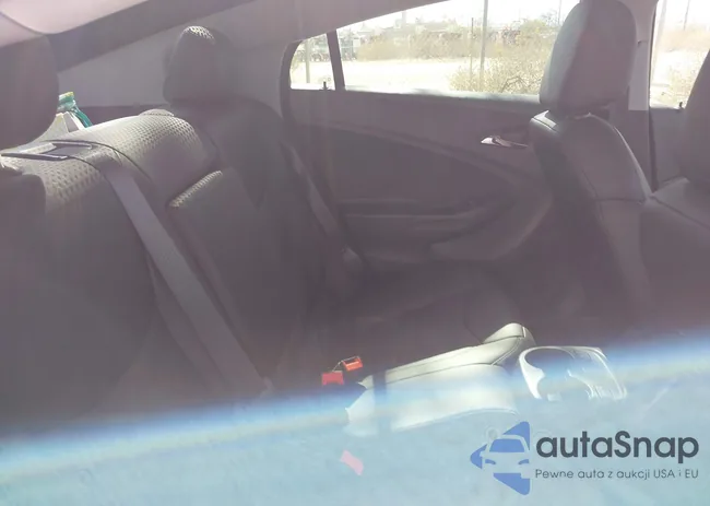 1G1RB6S58JU157890: 42172896