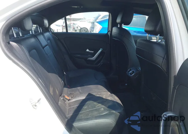 W1K3G4EB7MJ267474: 42172963