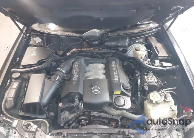 WDBJF65J2YB095098: 42172976