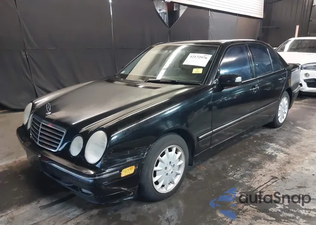 WDBJF65J2YB095098: 42172976