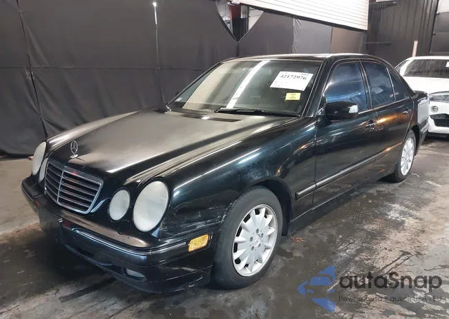 WDBJF65J2YB095098: 42172976