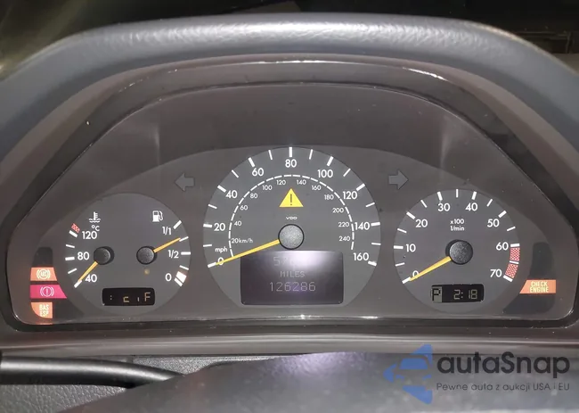 WDBJF65J2YB095098: 42172976