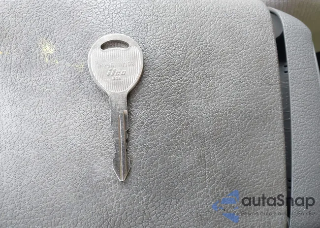 1B4HS28N4YF234866: 42172298