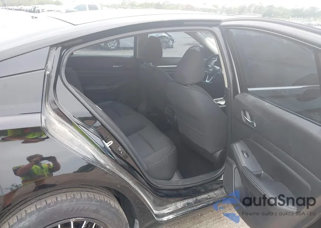 1N4BL4DWXKC211154: 42172332