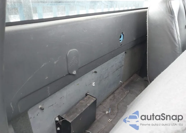 1GDHC24U06E271859: 42173593