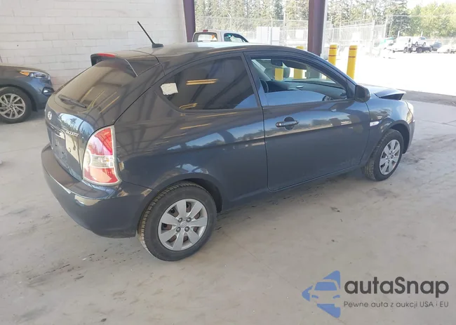 KMHCM3AC1BU191012: 42173600