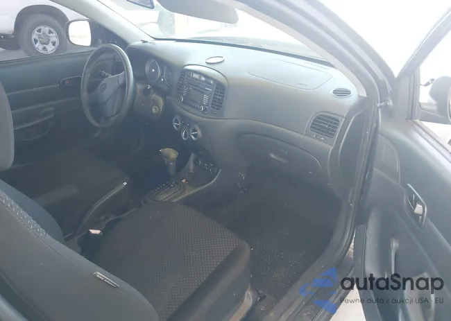 KMHCM3AC1BU191012: 42173600