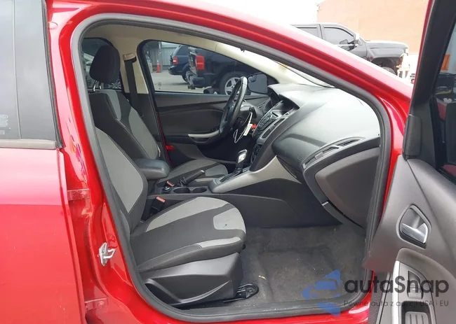 1FAHP3K2XCL215179: 42173669