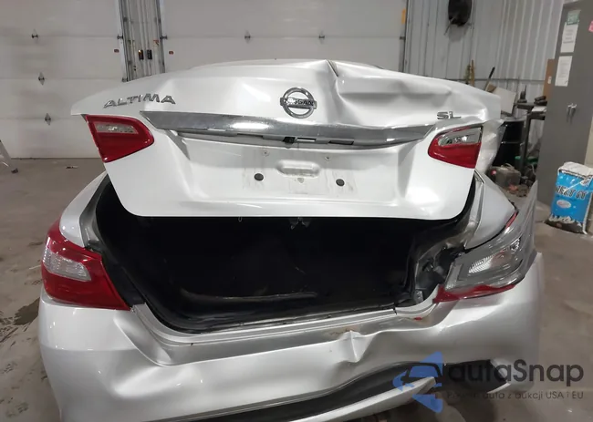 1N4AL3AP0JC190249: 42173699