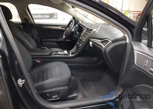 3FA6P0LU3JR140023: 42173104