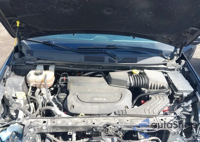 2C4RC1EG2JR252642: 42173338