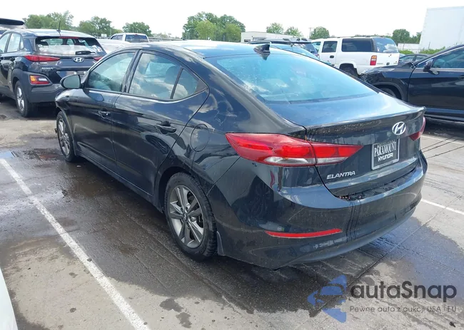 5NPD84LF1JH290058: 42173388