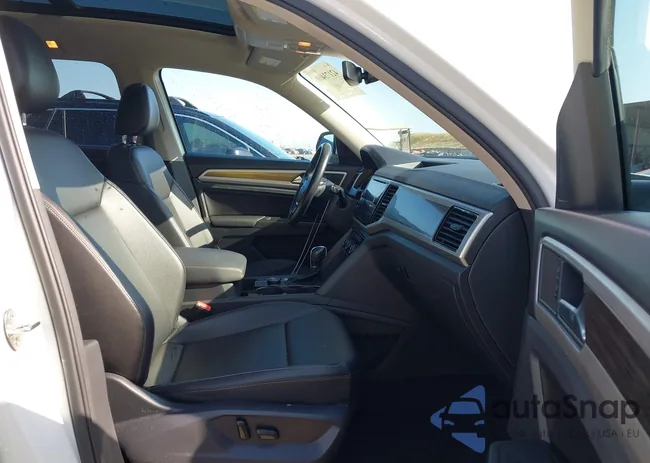 1V2MR2CA4JC553353: 42173400